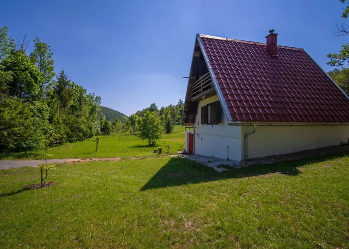 The Fox By Interhome בקתה Zlobin