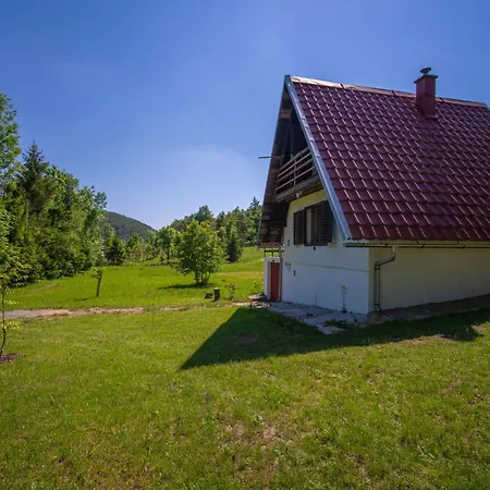 The Fox By Interhome شاليه Zlobin